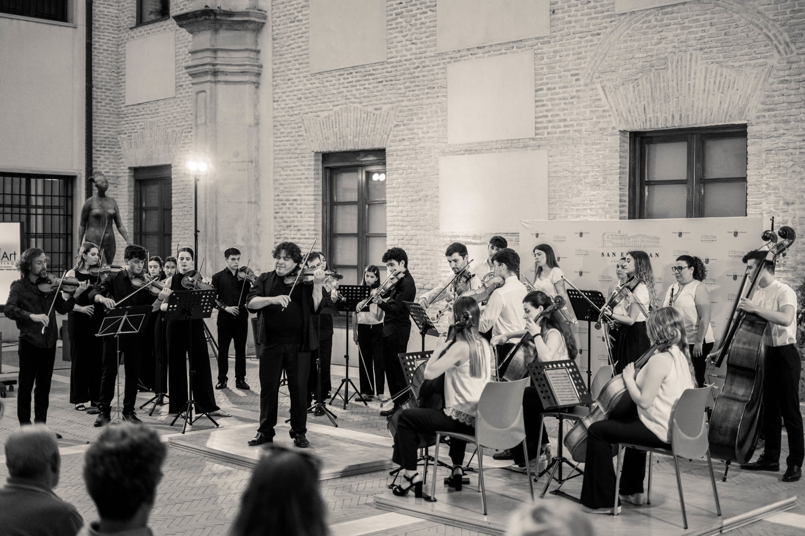 Patio del Palacio de San Esteban durante un concierto de MurciArt